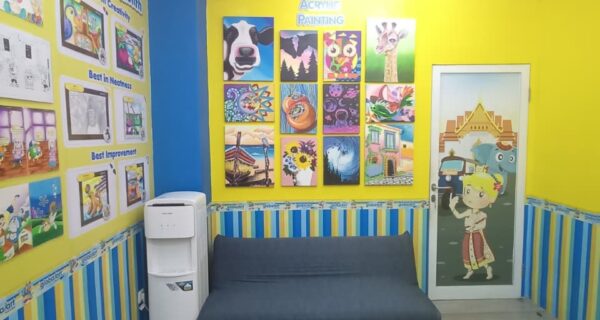 GA Bona Indah Lebak Bulus Ruang Tunggu